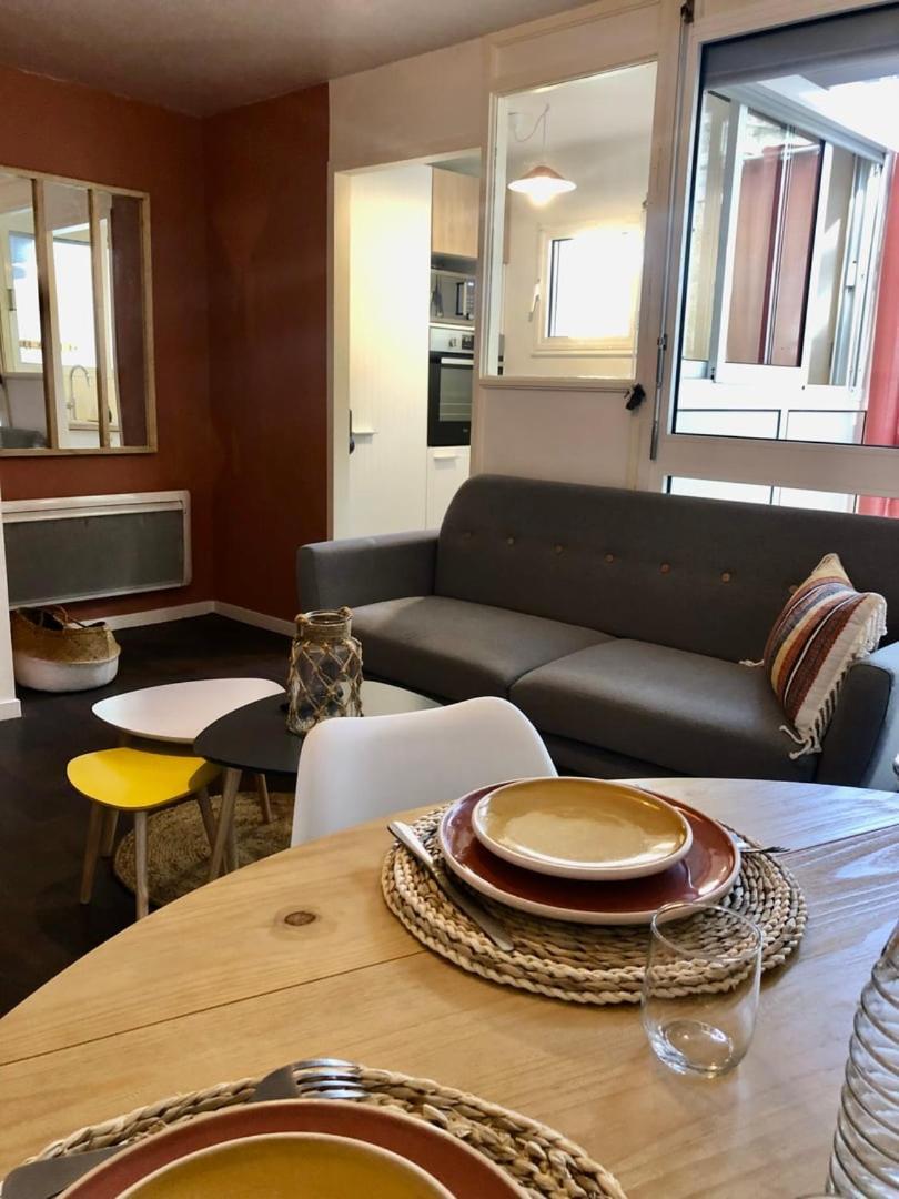 Le Carnot: City Centre With Parking Space Apartment Poitiers Exterior foto